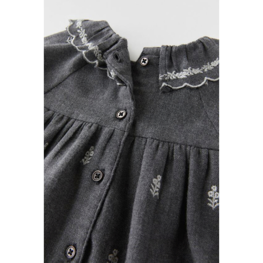 ZARA KIDS(ザラキッズ)のzara baby ザラベイビー || スカラップ エンブロイダリー ワンピース キッズ/ベビー/マタニティのベビー服(~85cm)(ワンピース)の商品写真