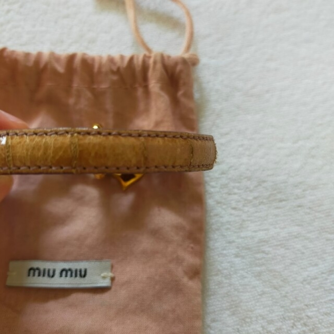 miumiu(ミュウミュウ)のmiumiu ハートチャームブレスレット レディースのアクセサリー(ブレスレット/バングル)の商品写真