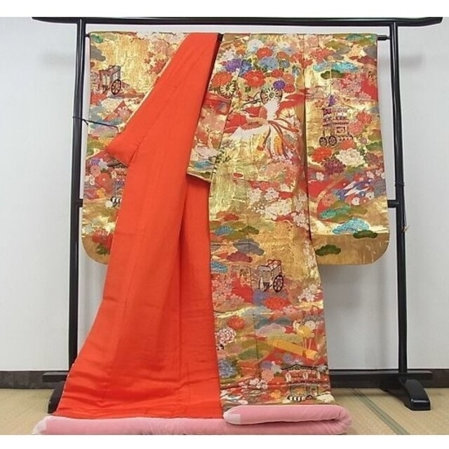 豪華色打掛 花嫁 婚礼 ブライダル 刺繍 御所車吉祥鳳凰花文 金糸