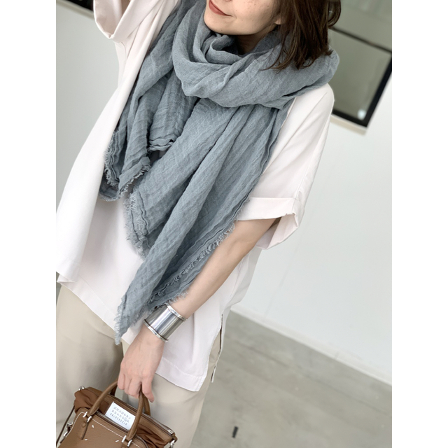 L'Appartement DEUXIEME CLASSE(アパルトモンドゥーズィエムクラス)の【Maison De Vacances/メゾンドバカンス】Linen Stole レディースのファッション小物(ストール/パシュミナ)の商品写真