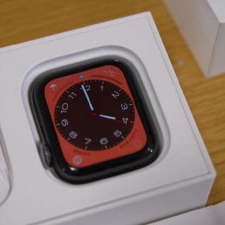 アップルウォッチ(Apple Watch)のapple watch series 4(腕時計(デジタル))