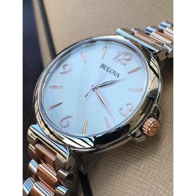 Bulova(ブローバ)のBulova Women's Two Tone Watch 98L194 レディースのファッション小物(腕時計)の商品写真