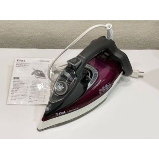 ティファール(T-fal)の【ほぼ新品】  ティファー コード付きスチームアイロン T-FAL アルテメット(アイロン)