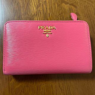 プラダ(PRADA)の折りたたみ財布　PRADA(財布)