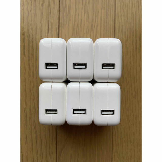 Apple(アップル)の【ウィンリー様専用】Apple USB Power Adapter 6個 スマホ/家電/カメラのスマートフォン/携帯電話(バッテリー/充電器)の商品写真