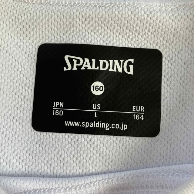 SPALDING(スポルディング)の週末値下！SPALDING バスケットボール　長袖Tシャツ 160サイズ スポーツ/アウトドアのスポーツ/アウトドア その他(バスケットボール)の商品写真