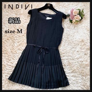 インディヴィ(INDIVI)の✨新品【INDIVI】リボン付きノースリーブプリーツロングシャツ　ブラック　M(シャツ/ブラウス(半袖/袖なし))