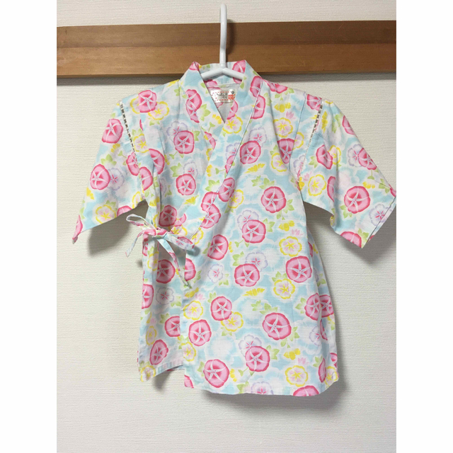 くろわっさんすべべ　女の子 甚平　120 キッズ/ベビー/マタニティのキッズ服女の子用(90cm~)(甚平/浴衣)の商品写真