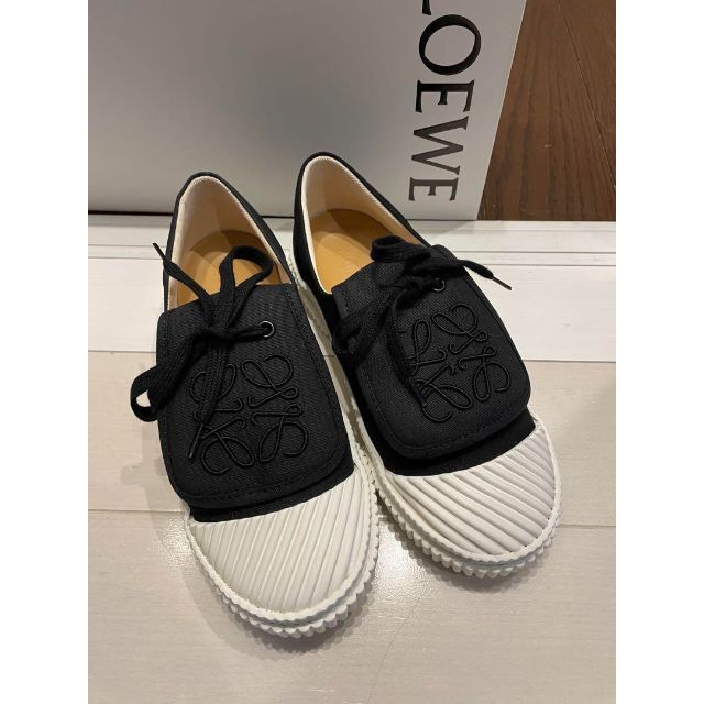 大得価高品質】 LOEWE - ロエベ LOEWE アナグラムスニーカーの通販 by