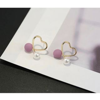 ピアス　ハート　ピンク　かわいい　韓国　レディース(ピアス)