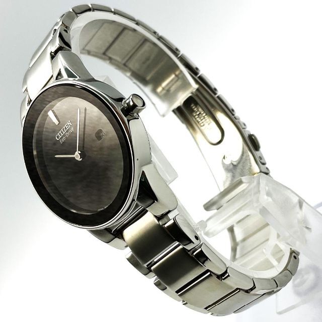 Citizen Quartz ユニセックス Watch GA1050-51E