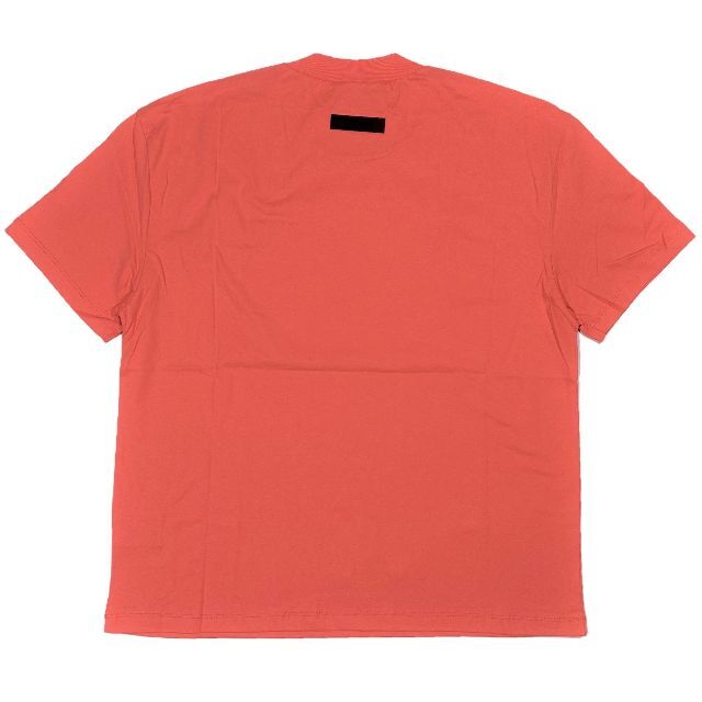 FEAR OF GOD(フィアオブゴッド)のFOG エッセンシャルズ フロントロゴ 半袖 Tシャツ ピンクレッド S メンズのトップス(Tシャツ/カットソー(半袖/袖なし))の商品写真
