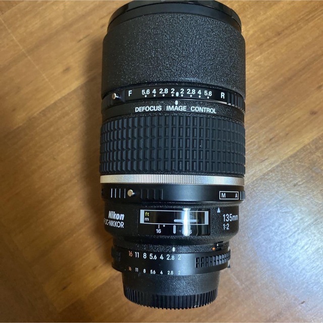 nikon AF DC nikkor 135mm 1:2