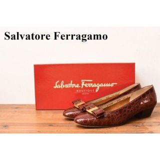 サルヴァトーレフェラガモ(Salvatore Ferragamo)のAL AA0022 Salvatore Ferragamo(ハイヒール/パンプス)