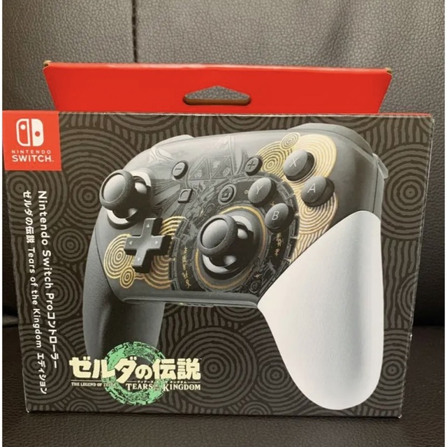 Nintendo Switch(ニンテンドースイッチ)のゼルダの伝説 ティアーズオブザキングダム Proコントローラー エンタメ/ホビーのゲームソフト/ゲーム機本体(その他)の商品写真