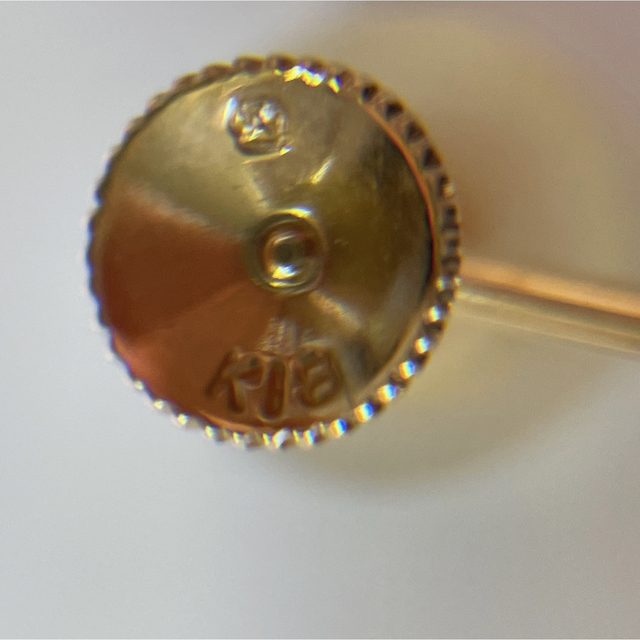 K18 MIKIMOTO/ミキモト のベビーパールが3つ着いたイヤリングです。