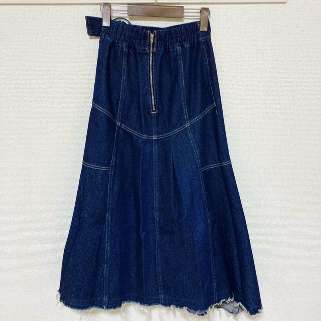 REDYAZEL(レディアゼル)のREDYAZEL  変形デニムスカート  キレイ系 レディースのスカート(ロングスカート)の商品写真