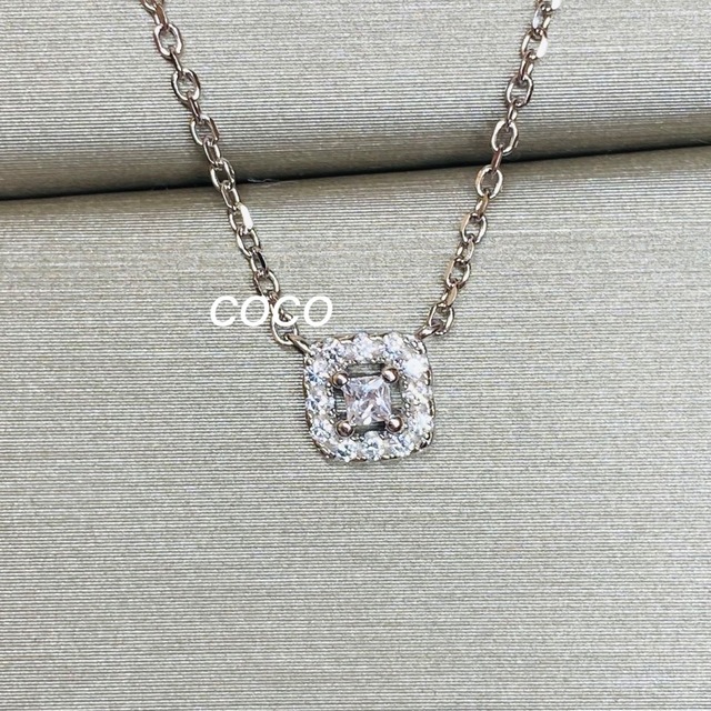 最高級人工ダイヤモンド一粒ダイヤモンド　プリンセスカットネックレスsona    レディースのアクセサリー(ネックレス)の商品写真