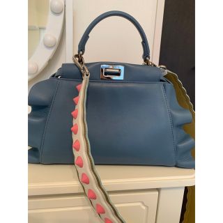 フェンディ(FENDI)のfendi  ピーカブーバック　ストラップ付き(ショルダーバッグ)