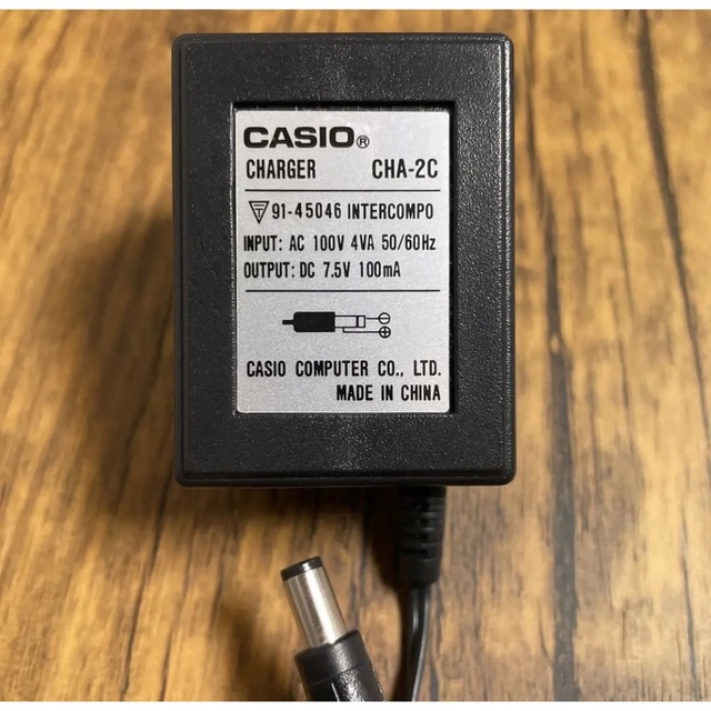 CASIO(カシオ)のCASIO カシオ ネームランド用純正ACアダプター  CHA-2C  インテリア/住まい/日用品のオフィス用品(オフィス用品一般)の商品写真