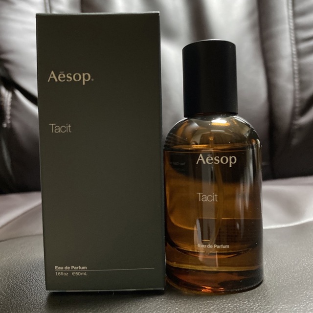 Aesop タシット オードパルファム 50mlコスメ/美容 - ユニセックス Aesop タシット オードパルファム 50mlコスメ/美容 - ユニセックス