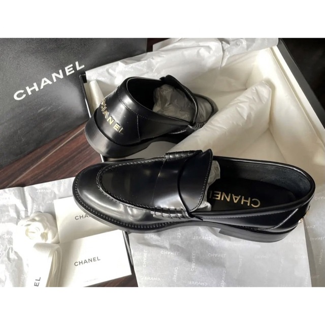 CHANEL - 国内百貨店購入 シャネル CHANEL レア！ バックロゴ