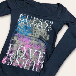 ゲス(GUESS)のSVZ 古着 GUESS   黒 ゲス　ロゴ　プリント　蝶 長袖　Tシャツ(Tシャツ(長袖/七分))