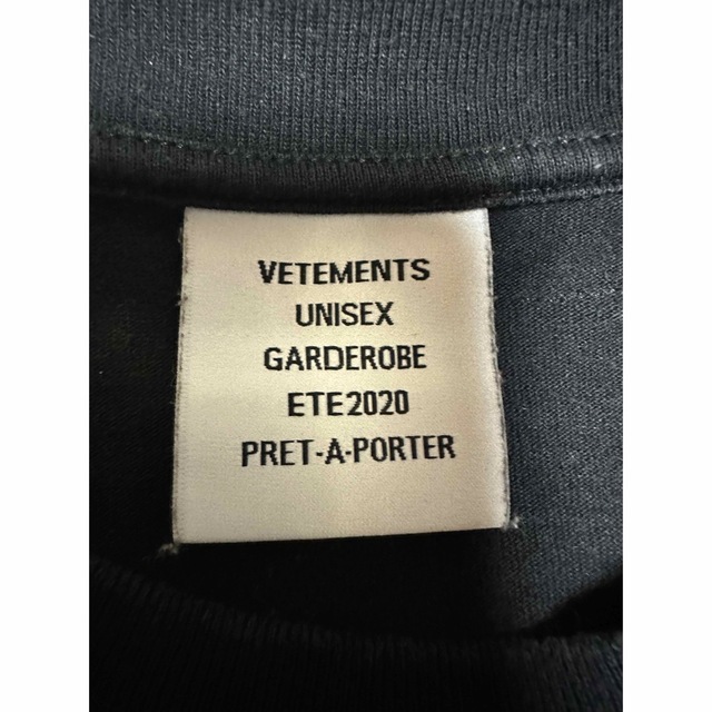 VETEMENTS(ヴェトモン)のVETEMENTS shirt メンズのトップス(Tシャツ/カットソー(半袖/袖なし))の商品写真