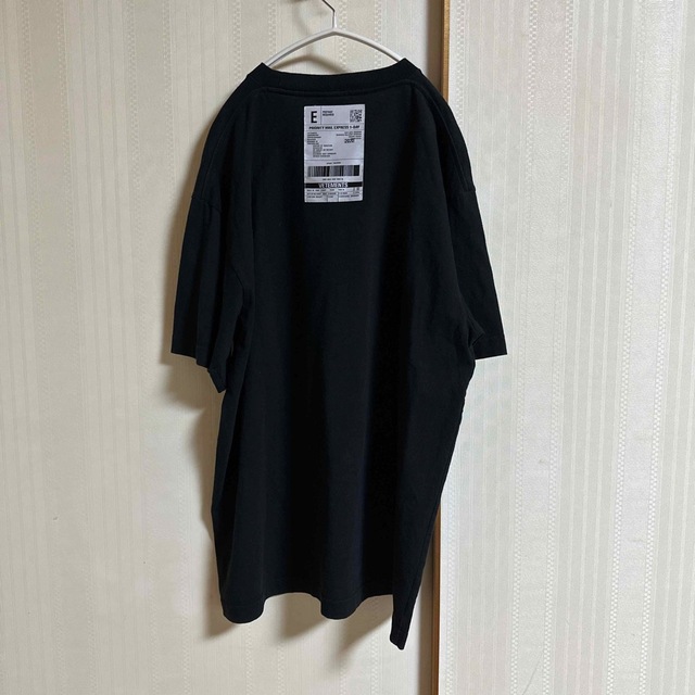 VETEMENTS(ヴェトモン)のVETEMENTS shirt メンズのトップス(Tシャツ/カットソー(半袖/袖なし))の商品写真