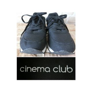 シネマクラブ(CINEMA CLUB)の美品！シネマクラブ　黒　スニーカー　Ｍ　23㎝～23,5㎝　軽め400ｇ(スニーカー)