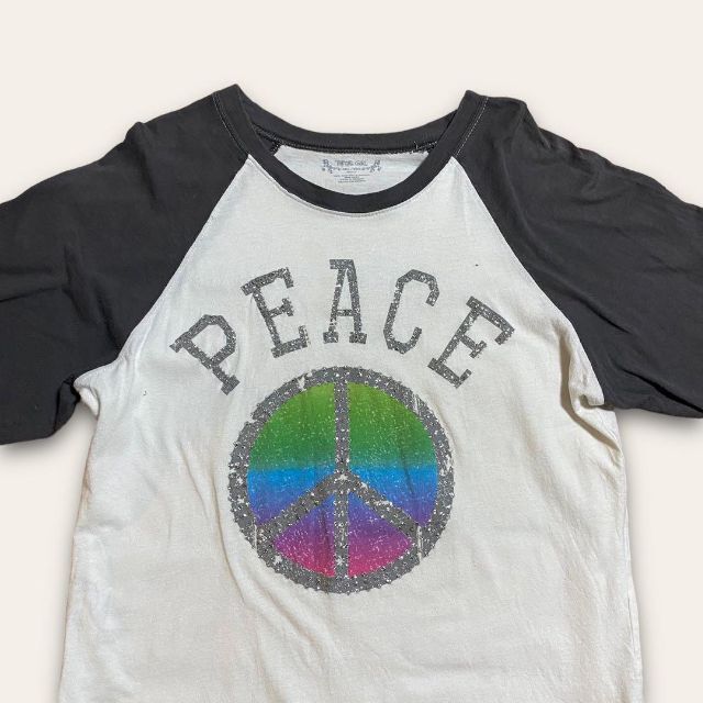 TAN 古着 白　グレー リンガ　ラグラン　PEACE　ラブアンドピース ロンT レディースのトップス(Tシャツ(長袖/七分))の商品写真