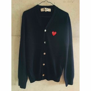 コムデギャルソン(COMME des GARCONS)の【名作★希少★メンズS】プレイコムデギャルソン 濃紺 予備ボタン付 カーディガン(カーディガン)