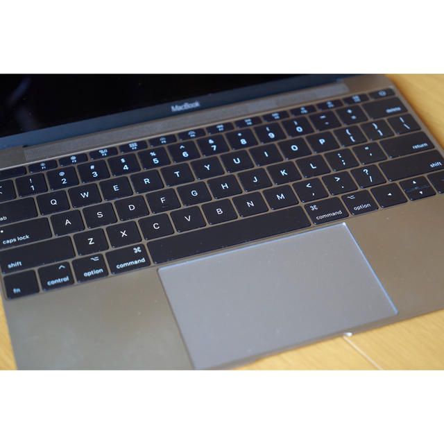 Apple(アップル)のMacBook 12 2017 8gb 256gb スペースグレー スマホ/家電/カメラのPC/タブレット(ノートPC)の商品写真