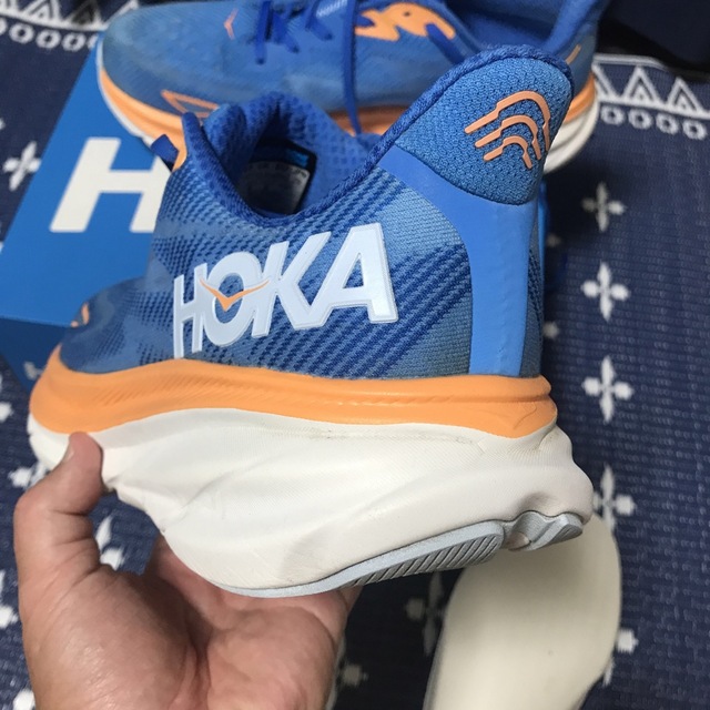 Hoka oneone  Clifton 9  美品 6