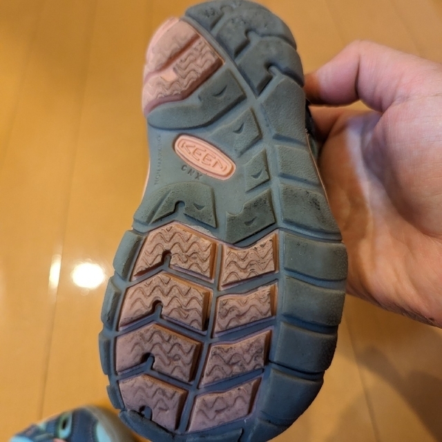 KEEN(キーン)のKEEN　サンダル　15センチ キッズ/ベビー/マタニティのキッズ靴/シューズ(15cm~)(アウトドアシューズ)の商品写真