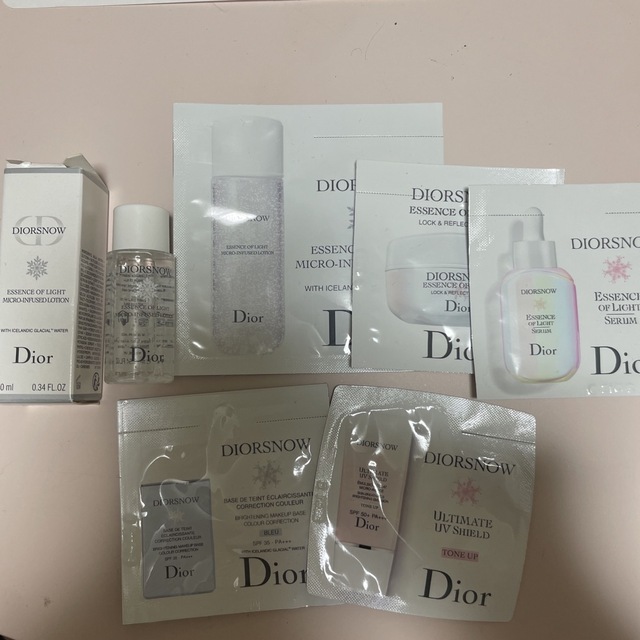 Dior スノウ化粧水 クリーム 美容液 日焼け止め ショッパー まとめ売り | フリマアプリ ラクマ