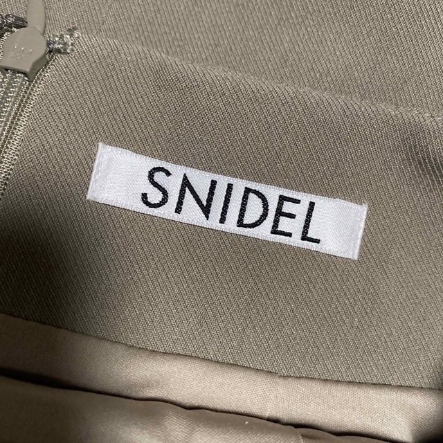 SNIDEL(スナイデル)の❥ SNIDEL サイドスリットマーメイドスカート レディースのスカート(ロングスカート)の商品写真