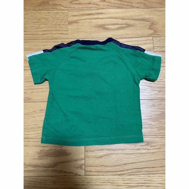 NIKE(ナイキ)のNIKE Tシャツ 12Mサイズ グリーン 翌日発送 キッズ/ベビー/マタニティのキッズ服男の子用(90cm~)(Tシャツ/カットソー)の商品写真