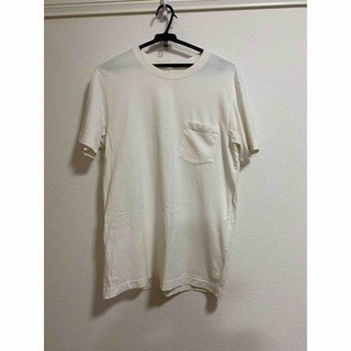 ジーユー(GU)の白Tシャツ　5分袖(Tシャツ/カットソー(七分/長袖))