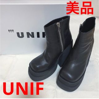 ユニフ(UNIF)のUNIF ユニフ　厚底ブーツ　美品　箱付き(ブーツ)