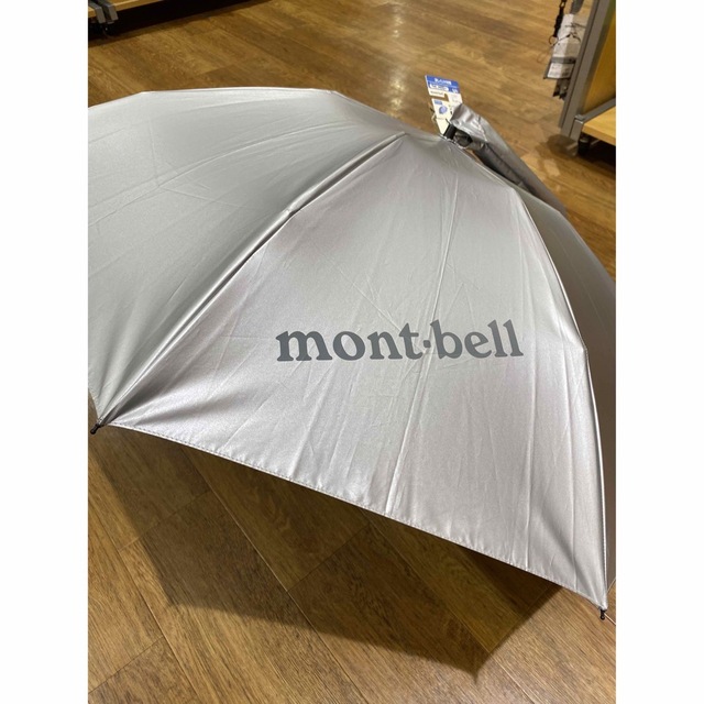 モンベル サンブロック アンブレラ　新品タグ付　日傘　mont-bellシルバー