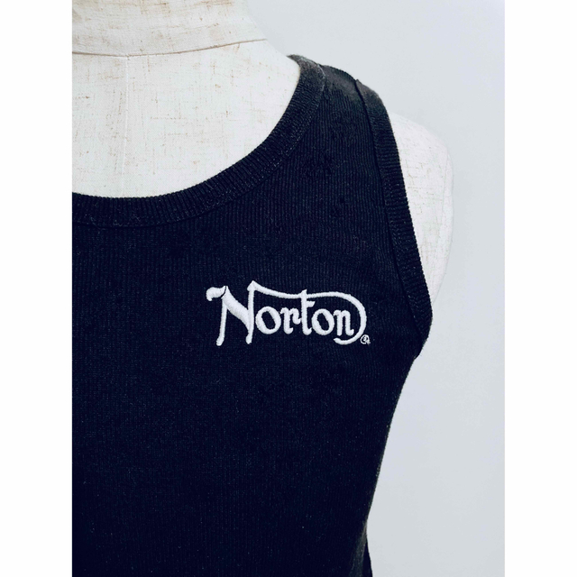 Norton(ノートン)の【値下げ！】Norton ノートン　タンクトップ　ブラック メンズのトップス(タンクトップ)の商品写真