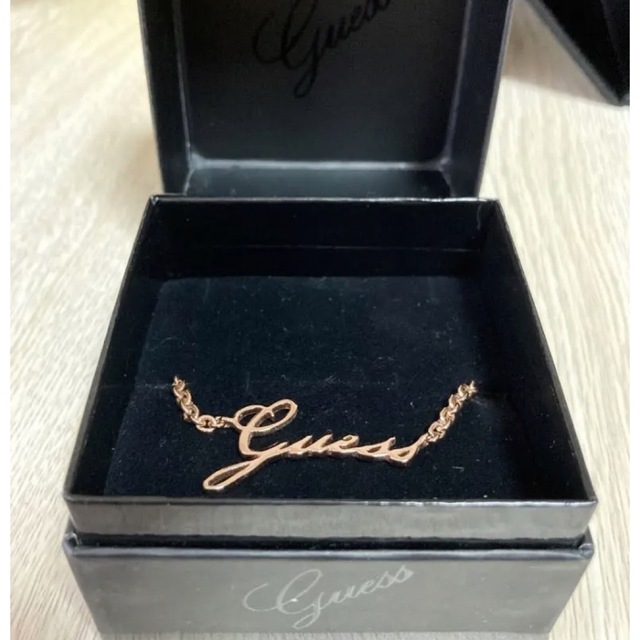 GUESS(ゲス)のguess ネックレス レディースのアクセサリー(ネックレス)の商品写真