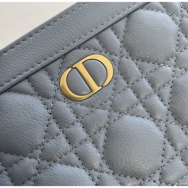 Christian Dior(クリスチャンディオール)の専用①二つに分けて出品の為。DIOR ディオール レディースのバッグ(ショルダーバッグ)の商品写真