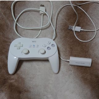 ウィー(Wii)のJC-W01UWH＋クラシックコントローラーPRO 送料込み ジャンク扱いで！(その他)