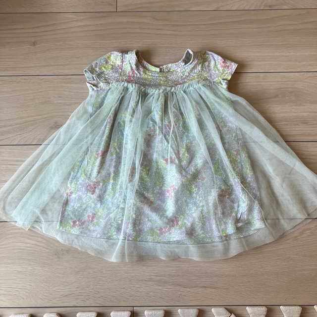 babyGAP(ベビーギャップ)のbaby GAP チュールワンピース キッズ/ベビー/マタニティのベビー服(~85cm)(ワンピース)の商品写真