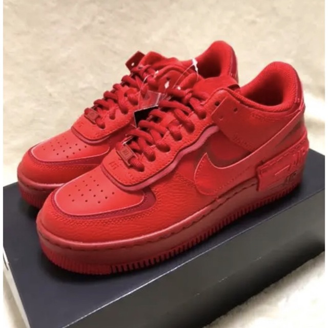 NIKE(ナイキ)のサイズ24cm NIKE W AF1 SHADOW バレンタインモデル レディースの靴/シューズ(スニーカー)の商品写真