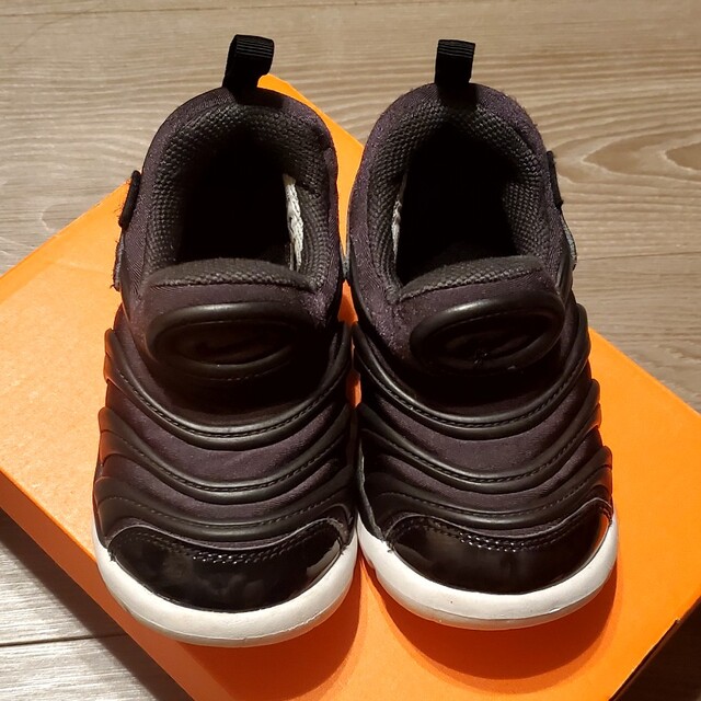 NIKE(ナイキ)のナイキ NIKE ダイナモフリー15cm 幼児 キッズ/ベビー/マタニティのベビー靴/シューズ(~14cm)(スニーカー)の商品写真