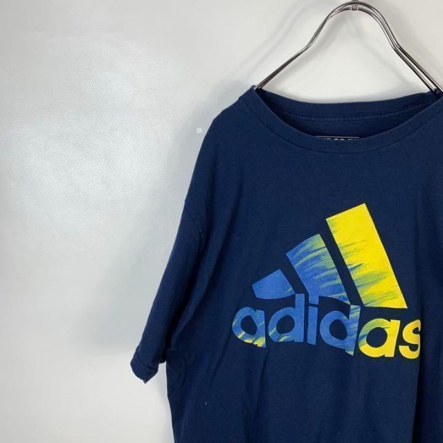 adidas(アディダス)のC185 アディダス　ビッグプリント　プリントロゴ　L ネイビー　半袖Tシャツ メンズのトップス(Tシャツ/カットソー(半袖/袖なし))の商品写真