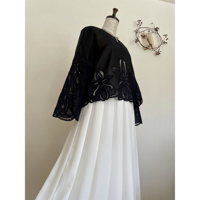 新品未使用26.400円【プレインピープル】シアープリーツロングスカート-